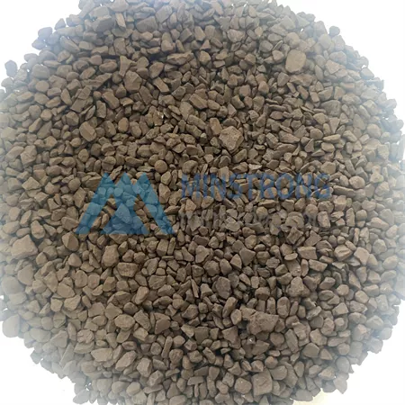 高湿度がオゾン触媒の性能に影響を与えるのはなぜですか?